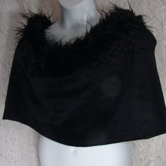 Donna Saylers, Faux Fur, Black, Pullover, Wrap, Optional Snood, Plus NWOT - Picture 1 of 7